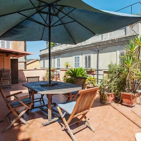 Apartment Lungaretta4 Rome